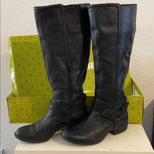 Gianni Bini Leather Black Boots